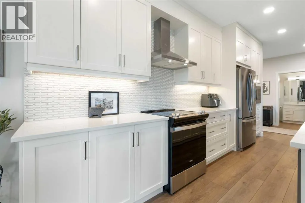 104, 55 Wolf Hollow Crescent SE