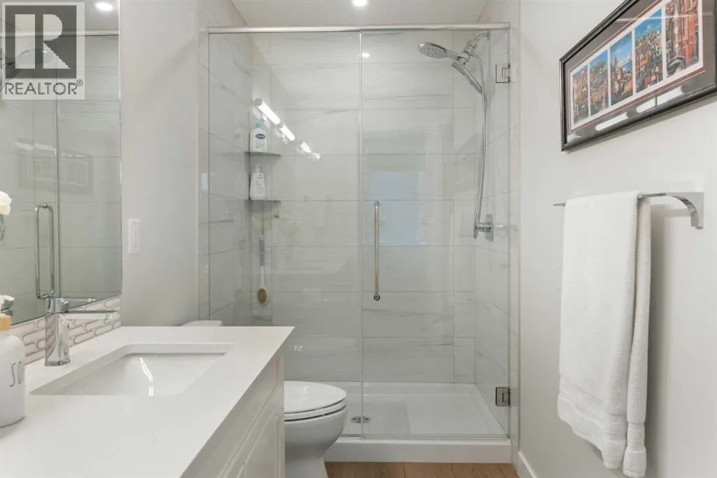 104, 55 Wolf Hollow Crescent SE