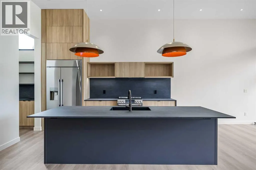 3D Willow Crescent SW