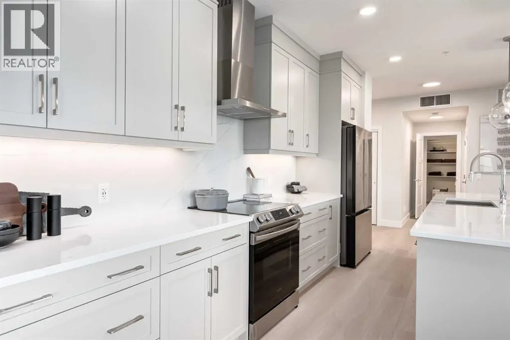 1306, 110 Greenbriar Place NW