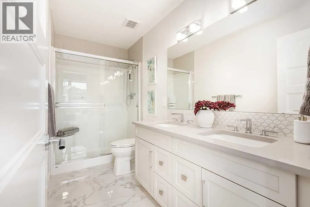 1101, 110 Greenbriar Place NW