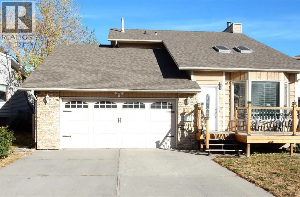 16 Bedwood Rise NE