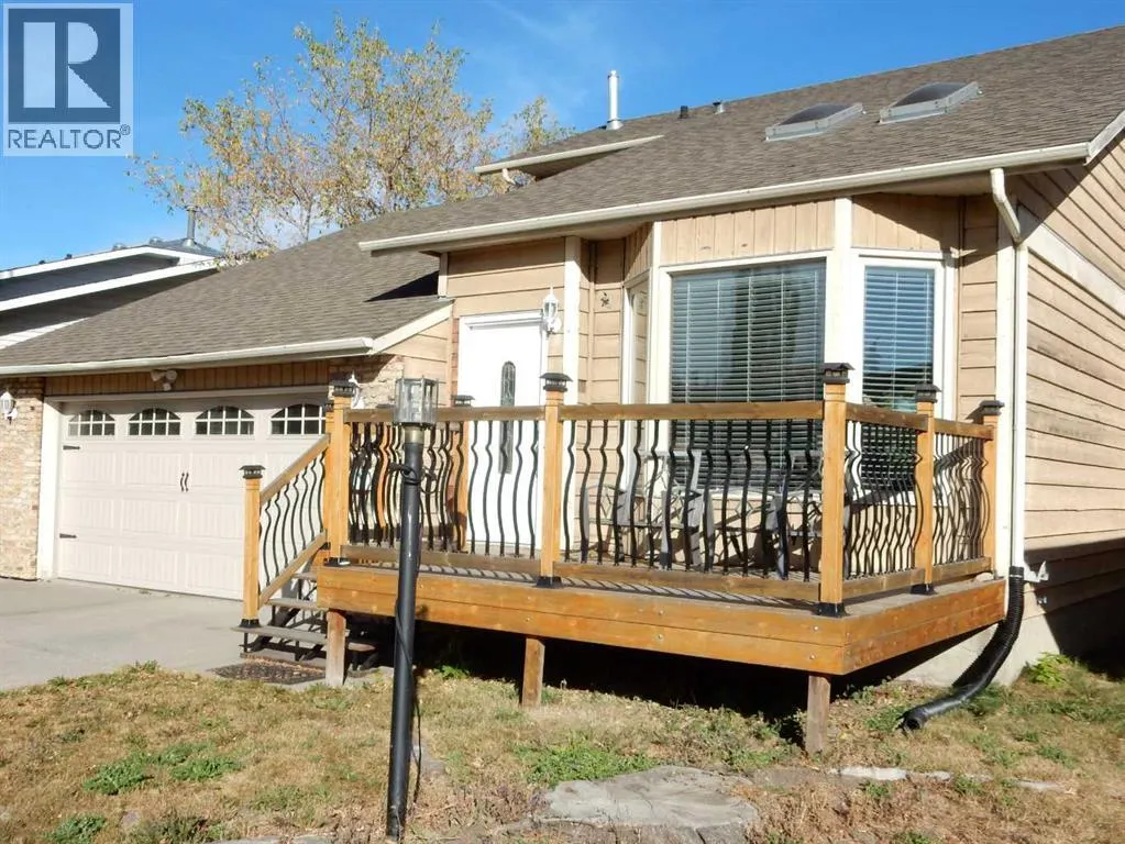 16 Bedwood Rise NE