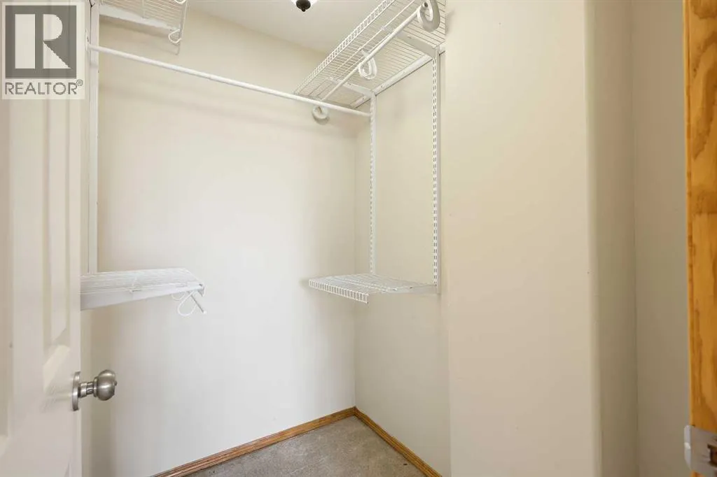 30 Meadowpark Place