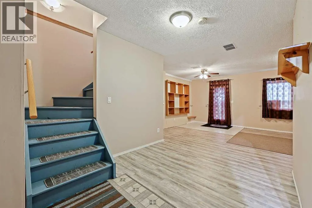 30 Meadowpark Place