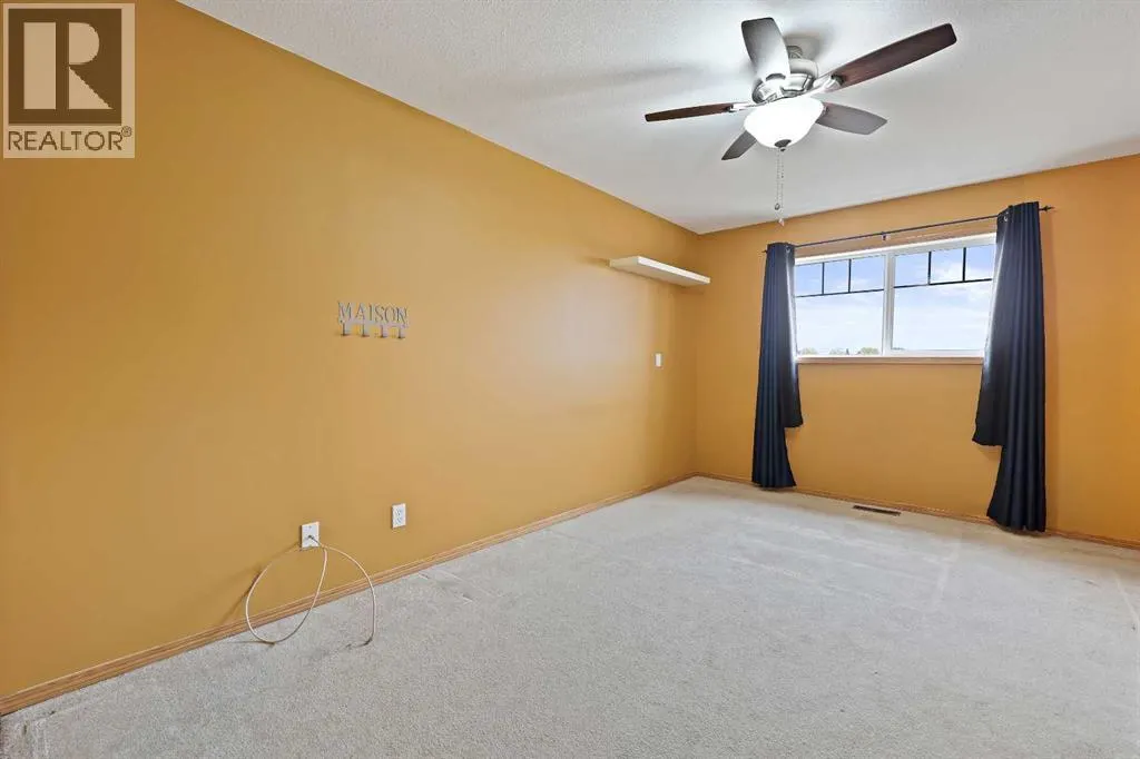 30 Meadowpark Place