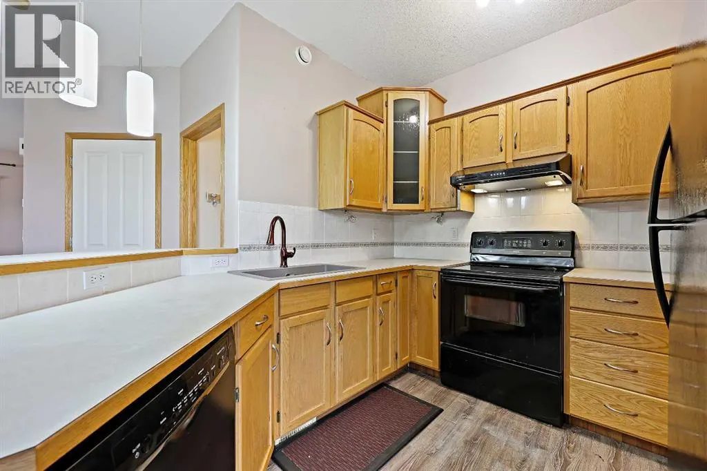 30 Meadowpark Place