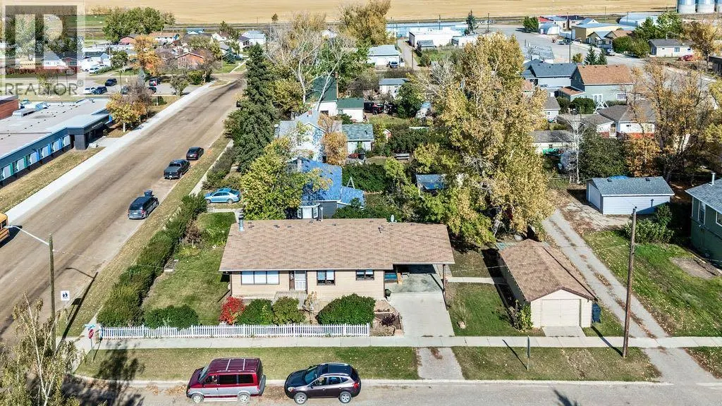 1302 Mountain Avenue