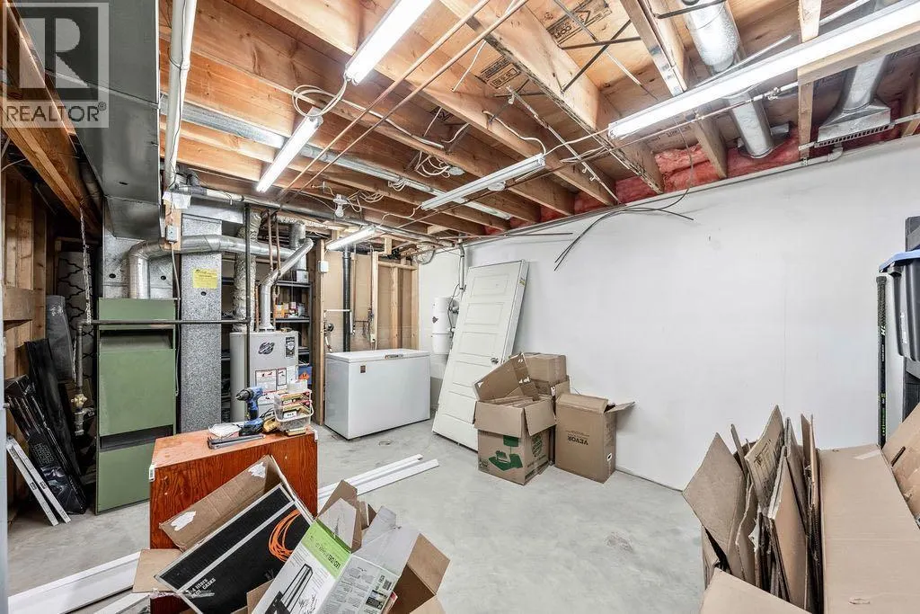 1302 Mountain Avenue