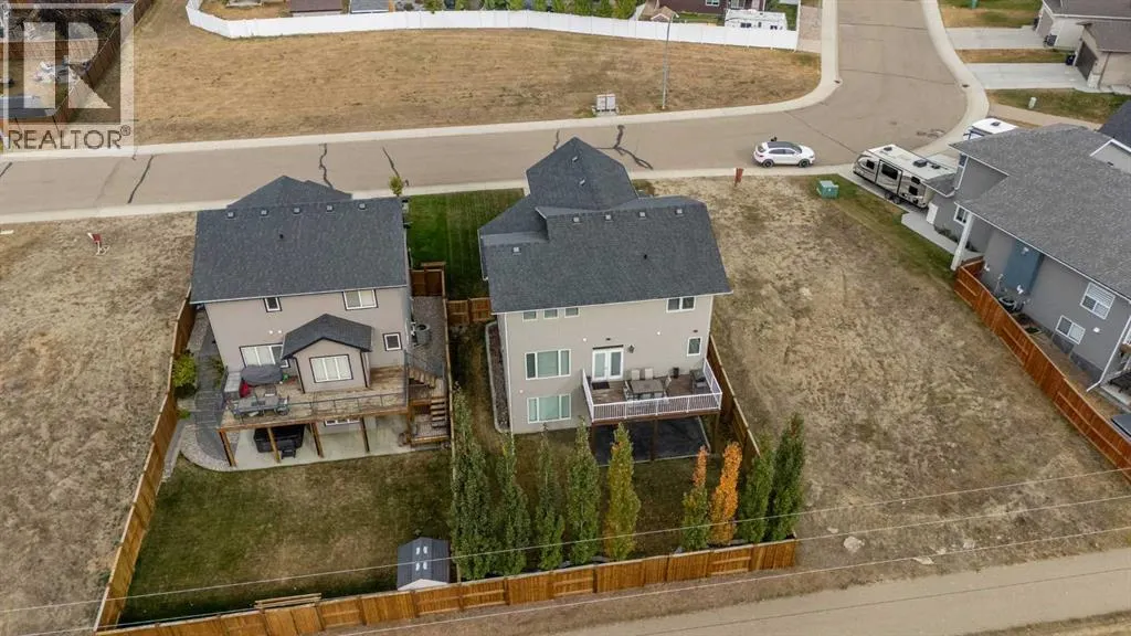 116 Paramount Crescent
