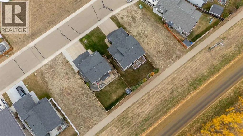 116 Paramount Crescent