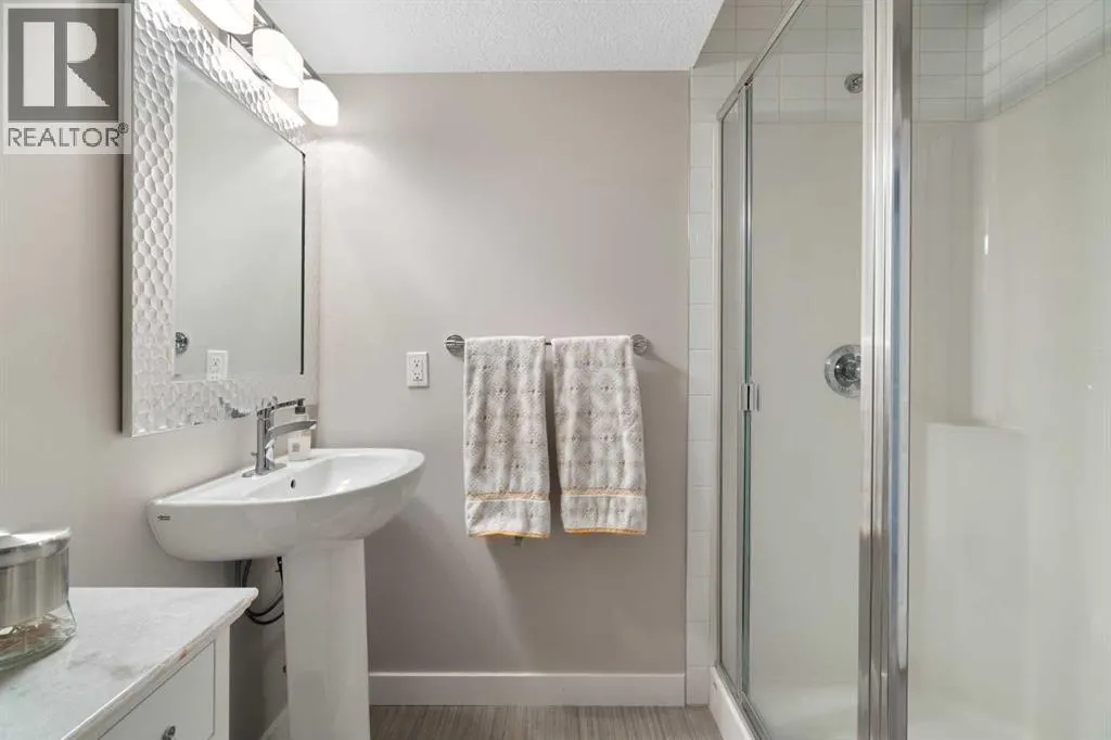 2739 Cochrane Road NW