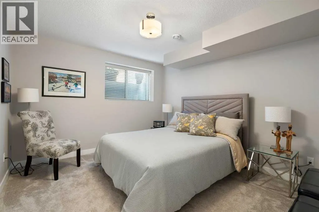 2739 Cochrane Road NW