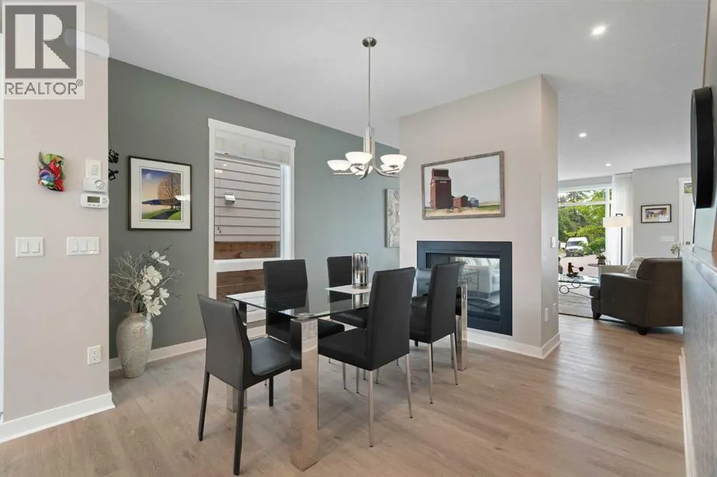 2739 Cochrane Road NW