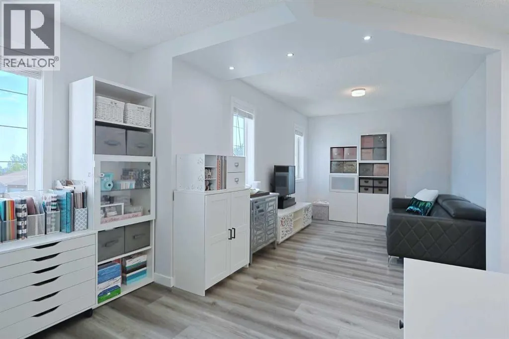 161 Hamptons Gardens NW