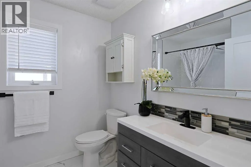 161 Hamptons Gardens NW