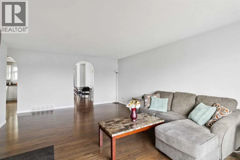 166 Erindale Road