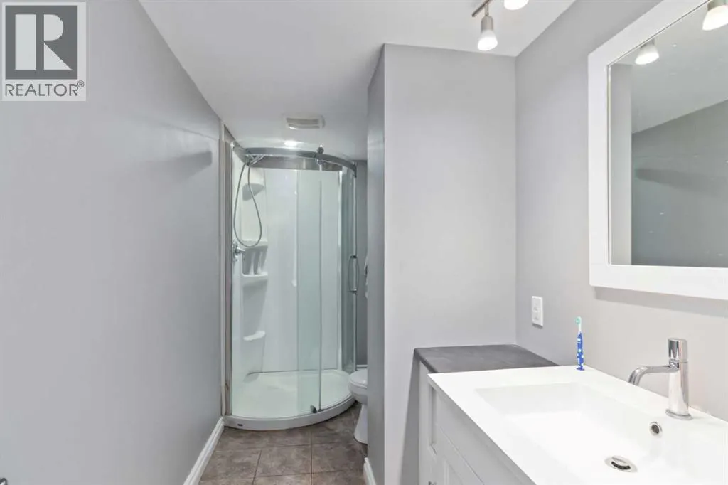 166 Erindale Road