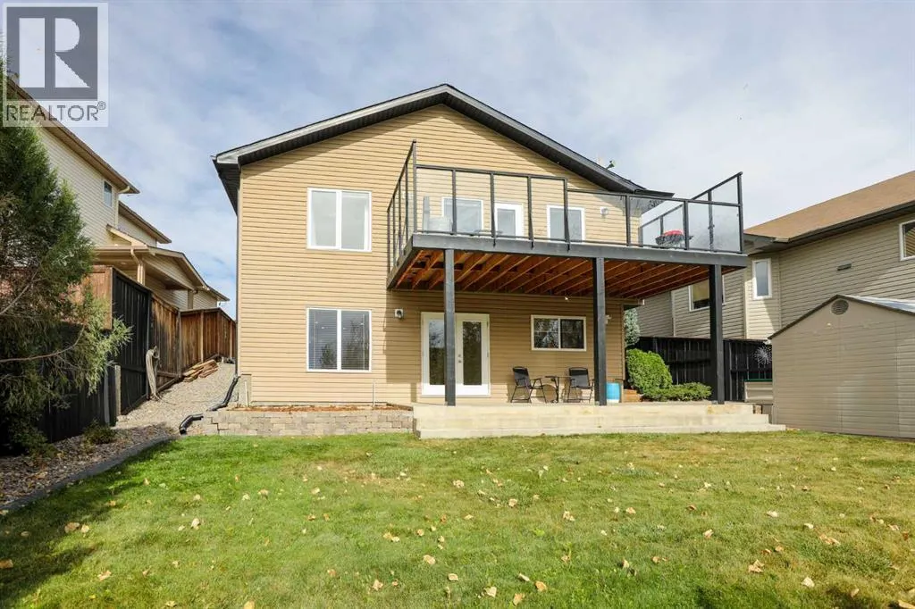 436 Mt Sunburst Crescent W