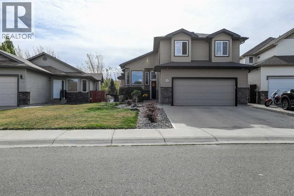 436 Mt Sunburst Crescent W