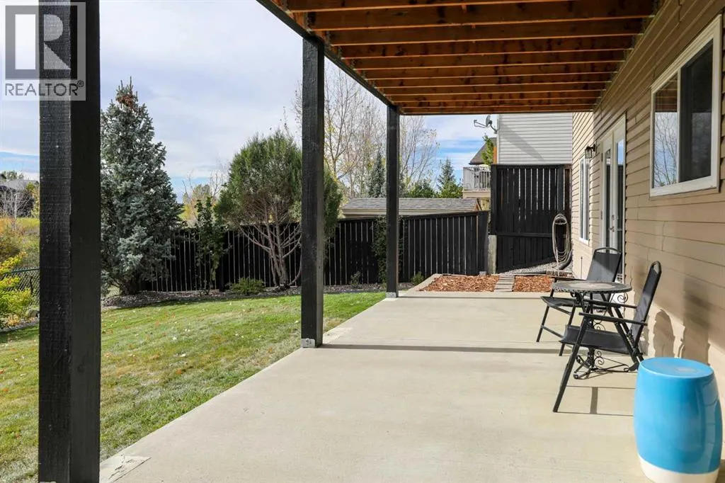 436 Mt Sunburst Crescent W