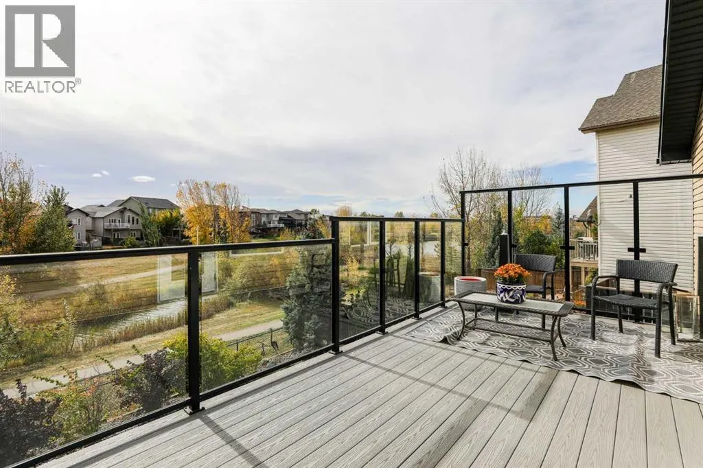 436 Mt Sunburst Crescent W