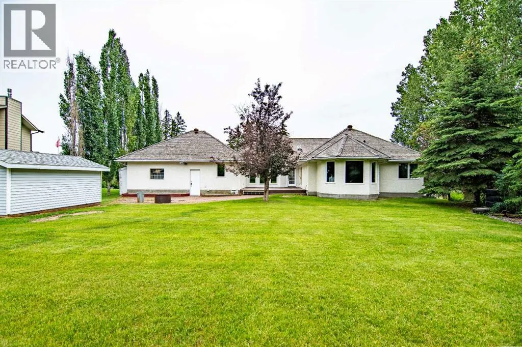 2 Grand Avenue