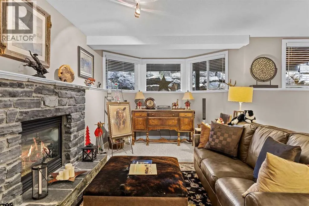 153, 13 Aspen Glen