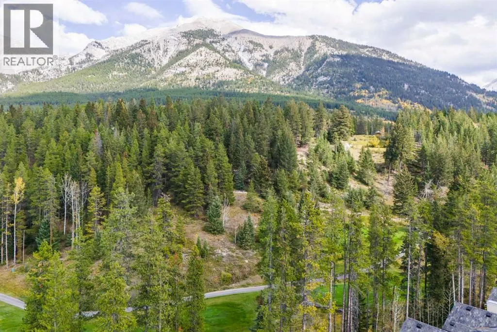 153, 13 Aspen Glen