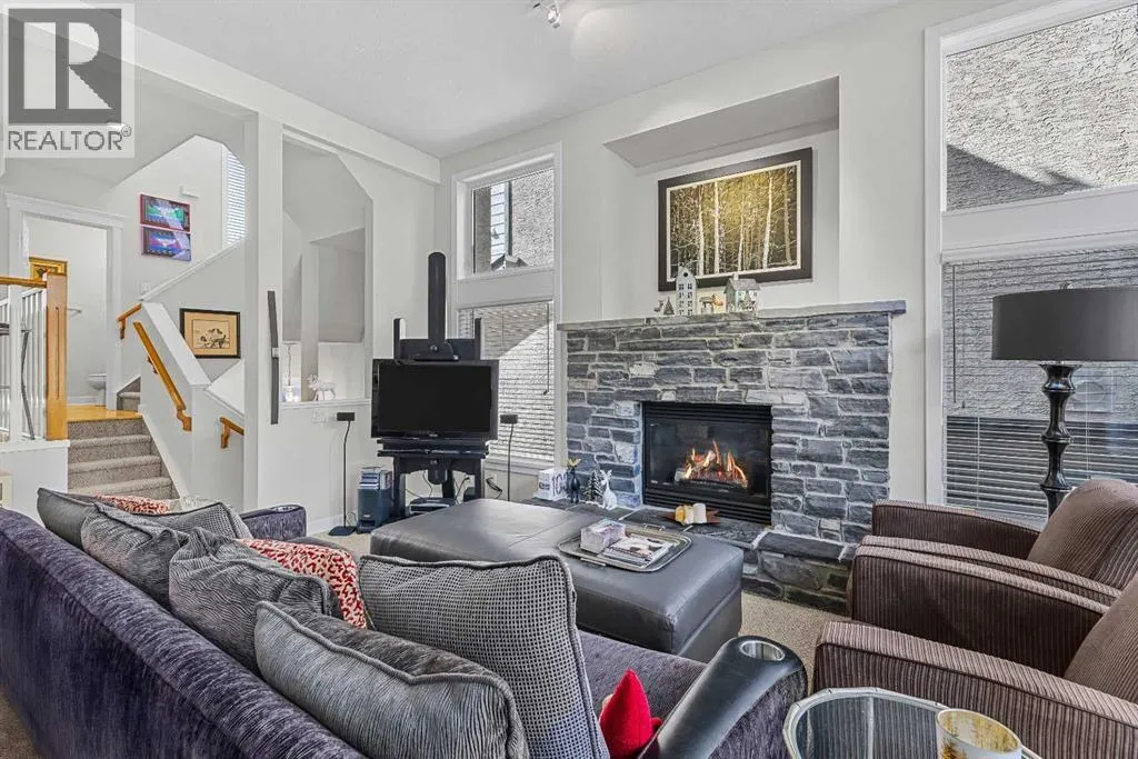 153, 13 Aspen Glen
