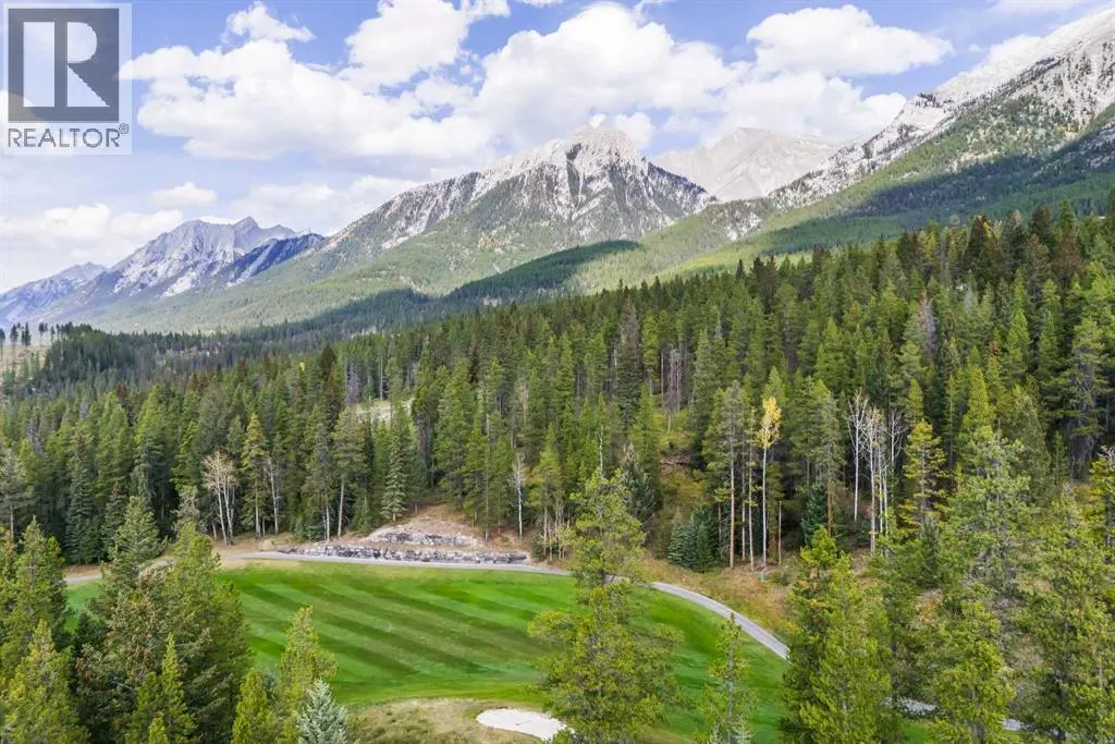 153, 13 Aspen Glen