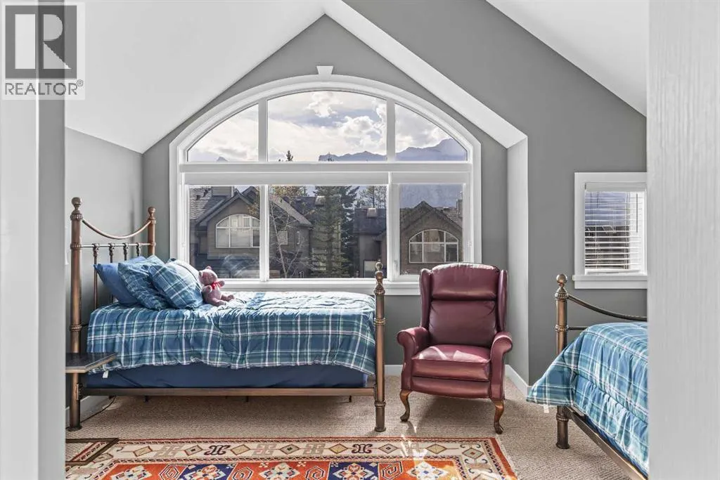 153, 13 Aspen Glen