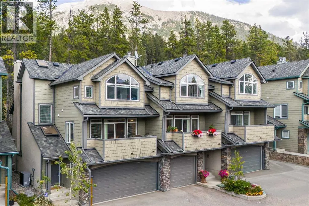 153, 13 Aspen Glen