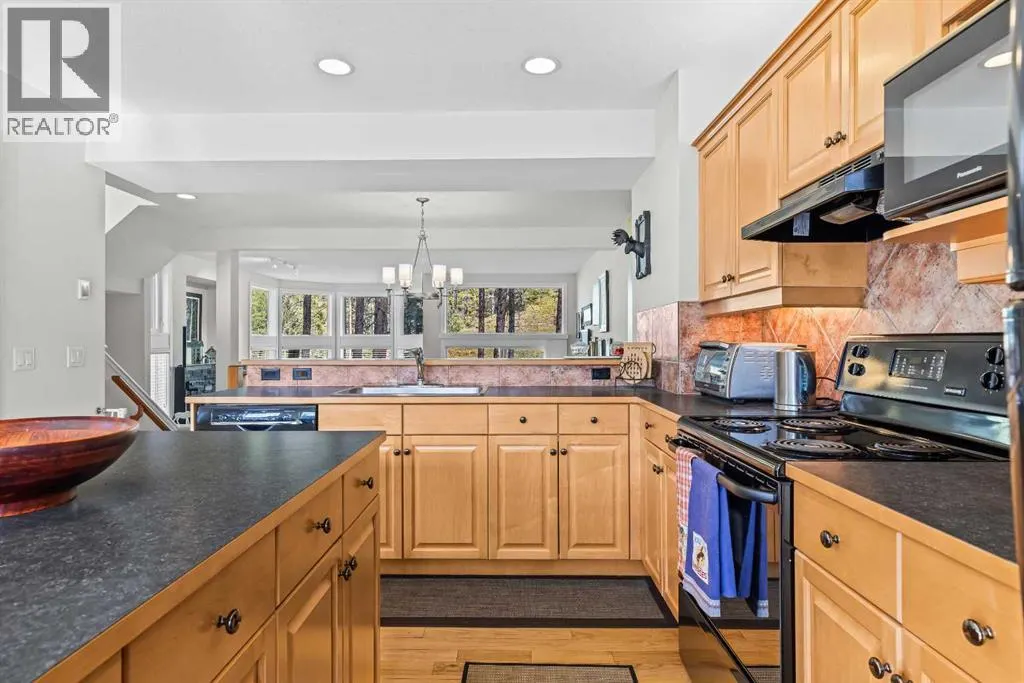 153, 13 Aspen Glen