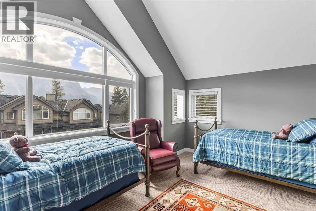 153, 13 Aspen Glen