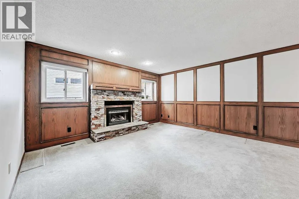 40 Woodview Court SW