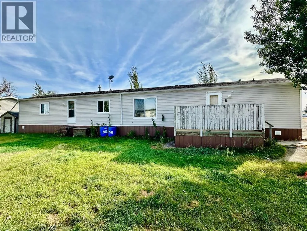 8, 310 Railway Avenue