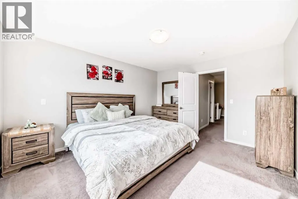 868 WEST LAKEVIEW Drive