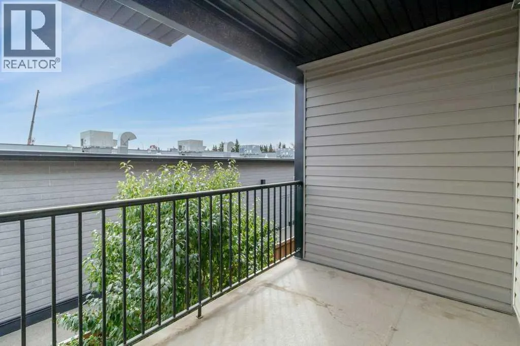 106, 81 Willow Road