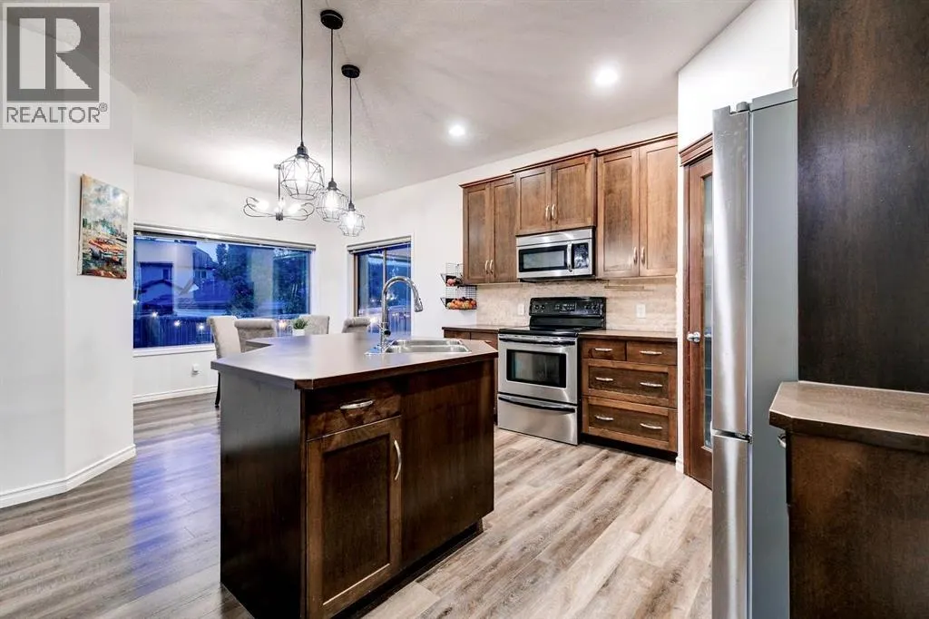 238 Elgin Manor SE