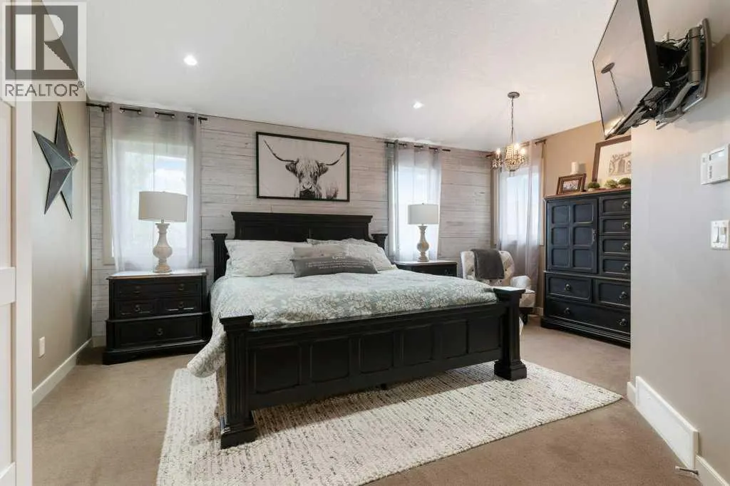 84 Panatella Manor NW