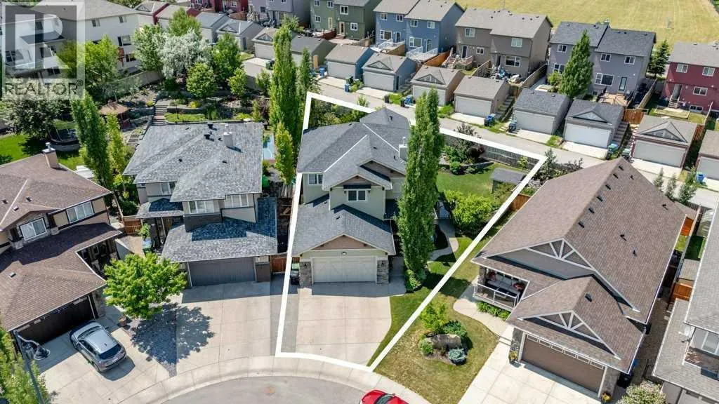 84 Panatella Manor NW