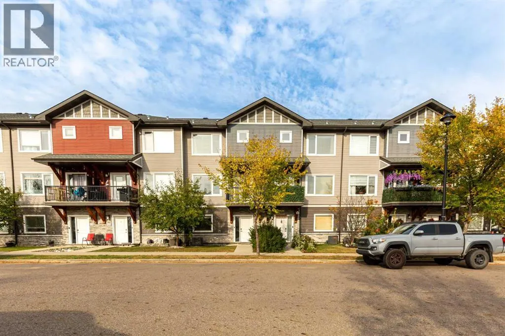 16, 141 Fontaine Crescent