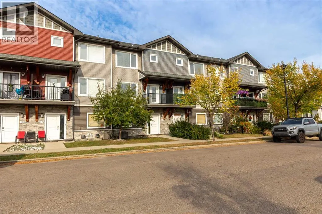 16, 141 Fontaine Crescent