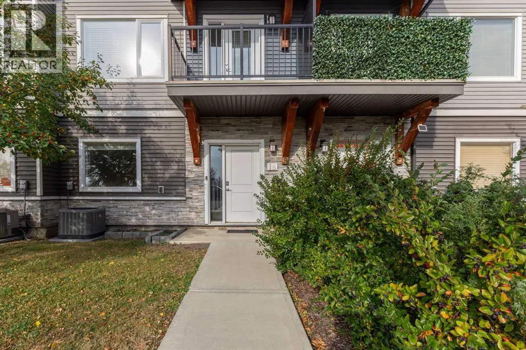 16, 141 Fontaine Crescent