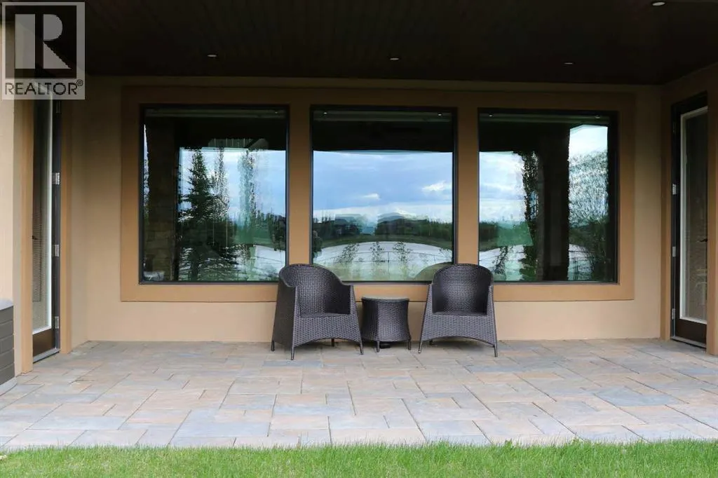 31 Montenaro Bay