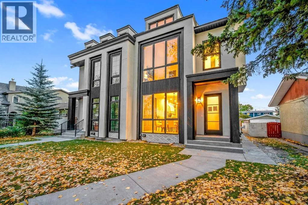2435 52 Avenue SW