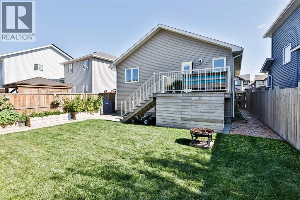 381 Moonlight Way West  W