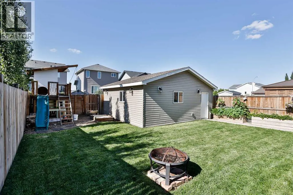 381 Moonlight Way West  W
