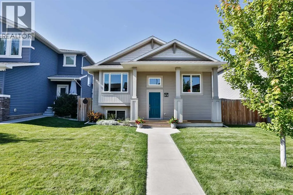 381 Moonlight Way West  W